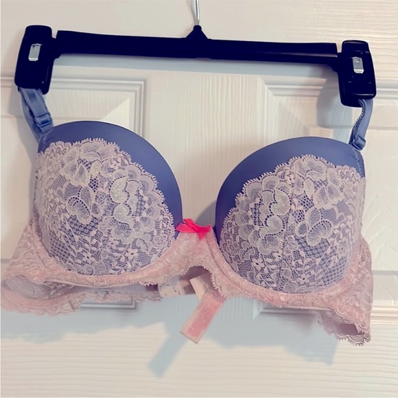 Victoria's Secret VS Bras Demi Lined Dream Angels 34C - Picture 1 of 4